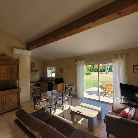 De Nogarols Nyaraló *